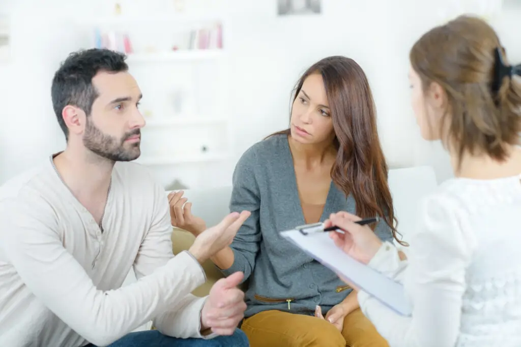 Avoiding Common Pitfalls: Lessons from Experienced Mediators Farnham